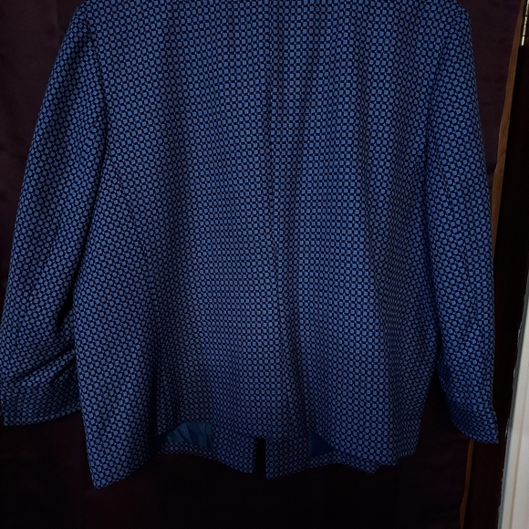 Jacket - Picture 2 of 2